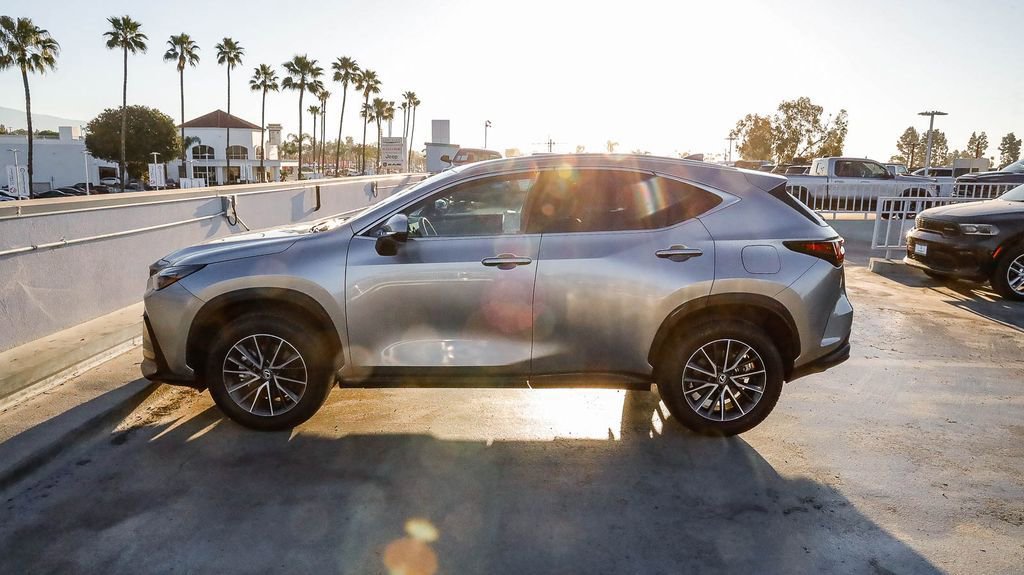 Used 2025 Lexus NX 250 FWD w/ Premium Package image 14