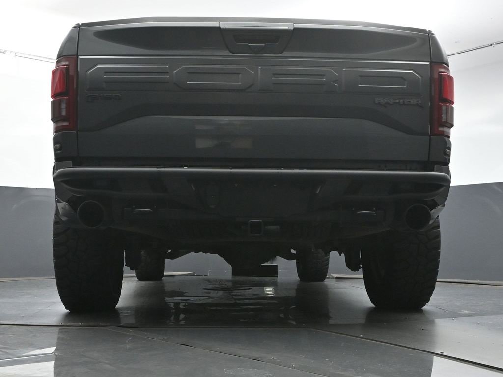Used 2018 Ford F150 Raptor w/ Equipment Group 802A Luxury image 44