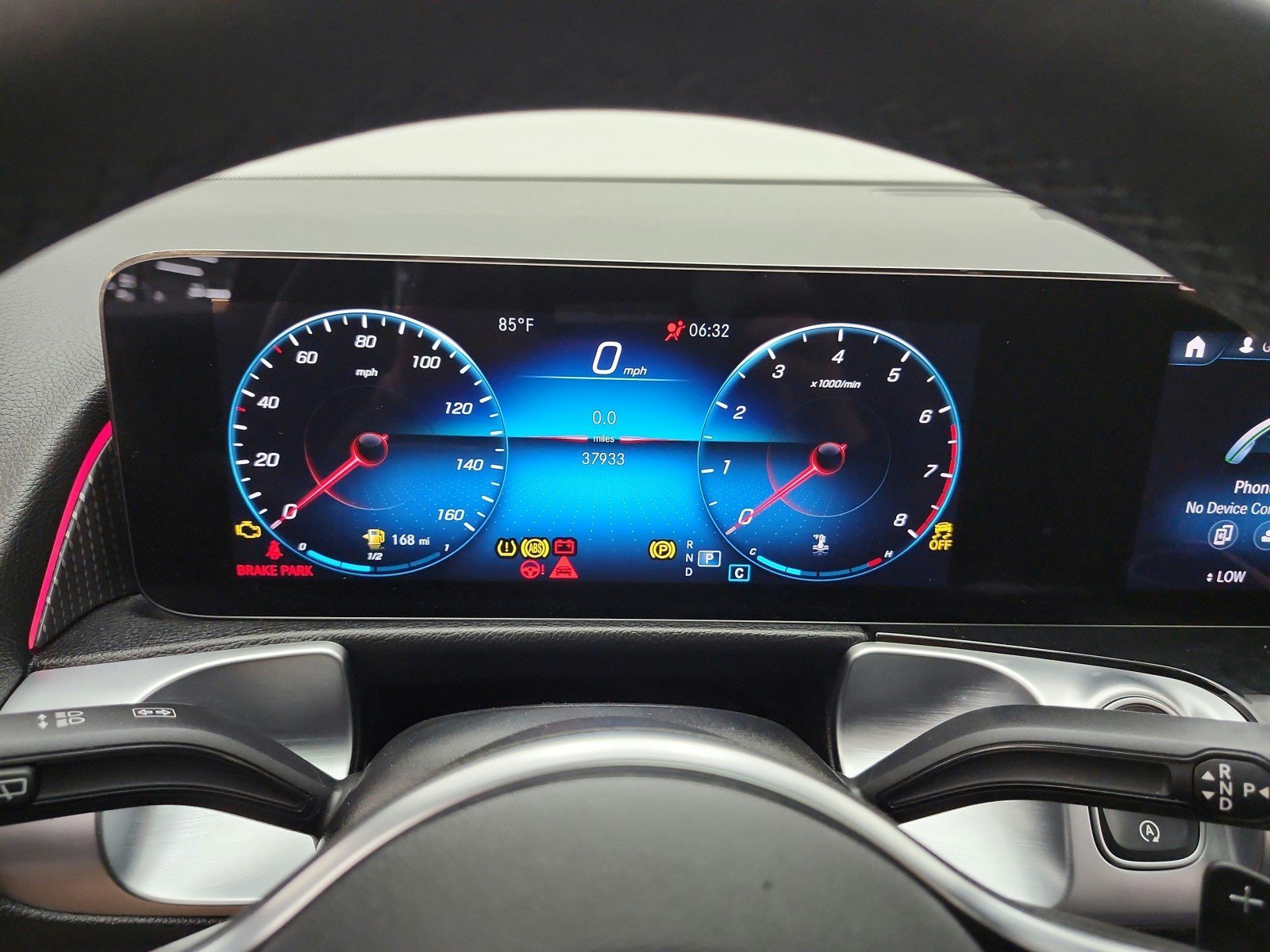 Used 2022 Mercedes-Benz GLB 250 4MATIC image 9