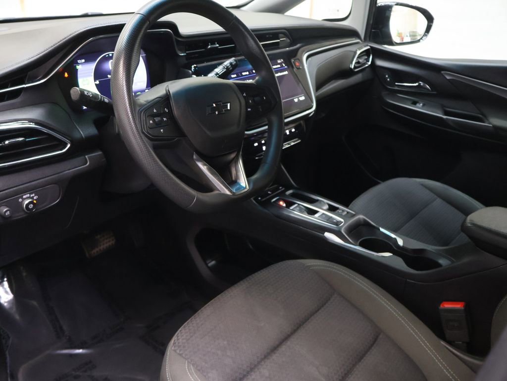 Used 2023 Chevrolet Bolt LT w/ Driver Confidence Package image 8