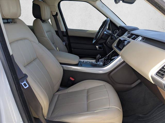 Used 2019 Land Rover Range Rover Sport SE AWD/4WD image 17
