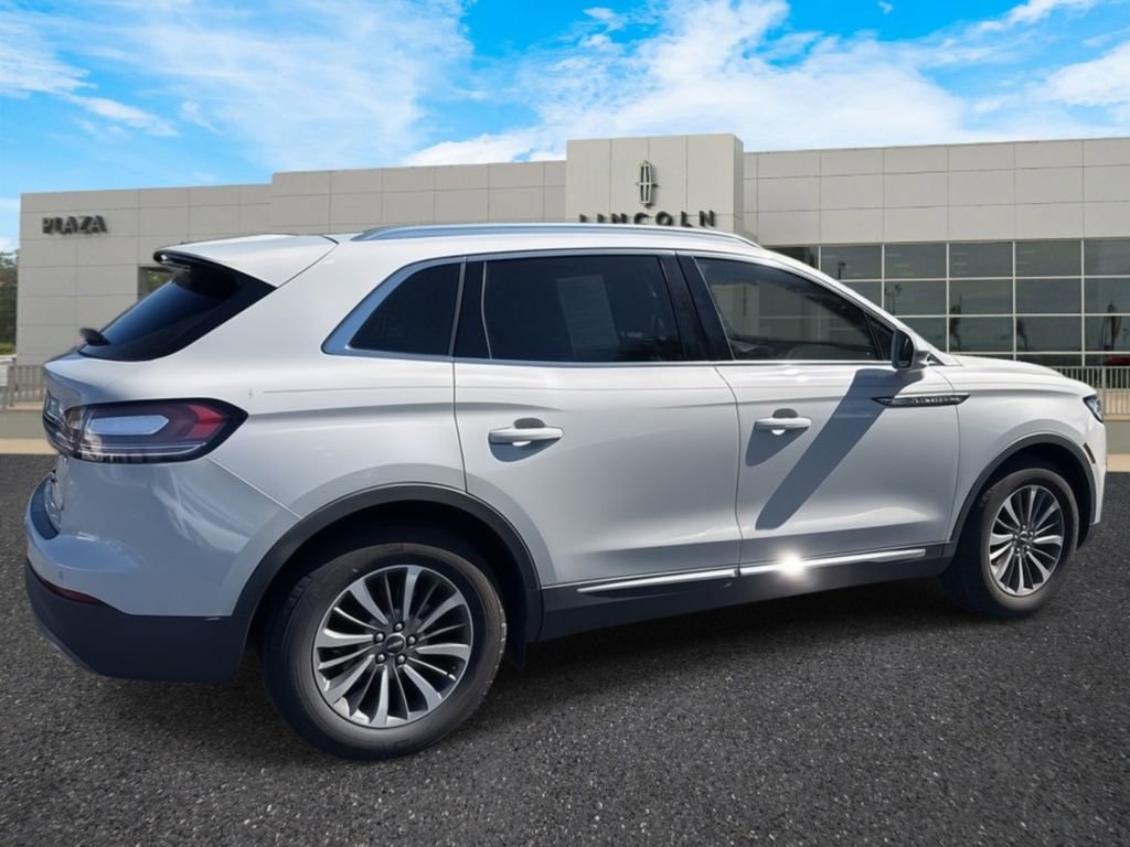 Certified 2019 Lincoln Nautilus Select w/ Cargo Utility Package image 3