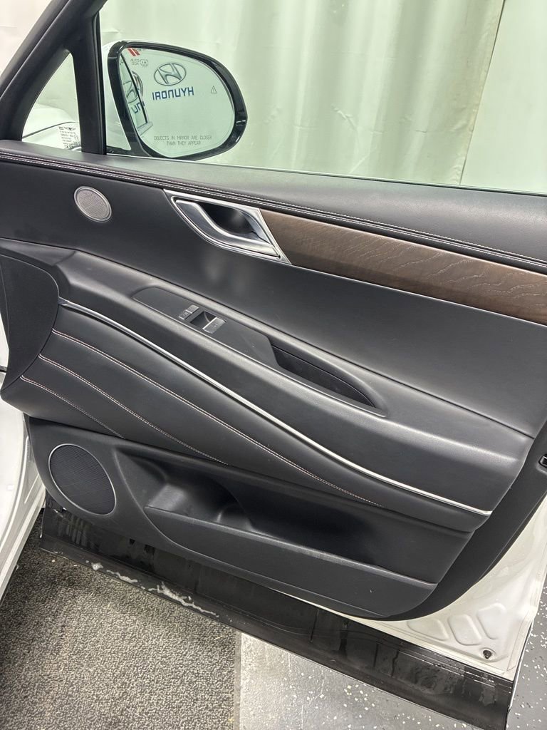 Used 2024 Genesis GV80 2.5T image 33