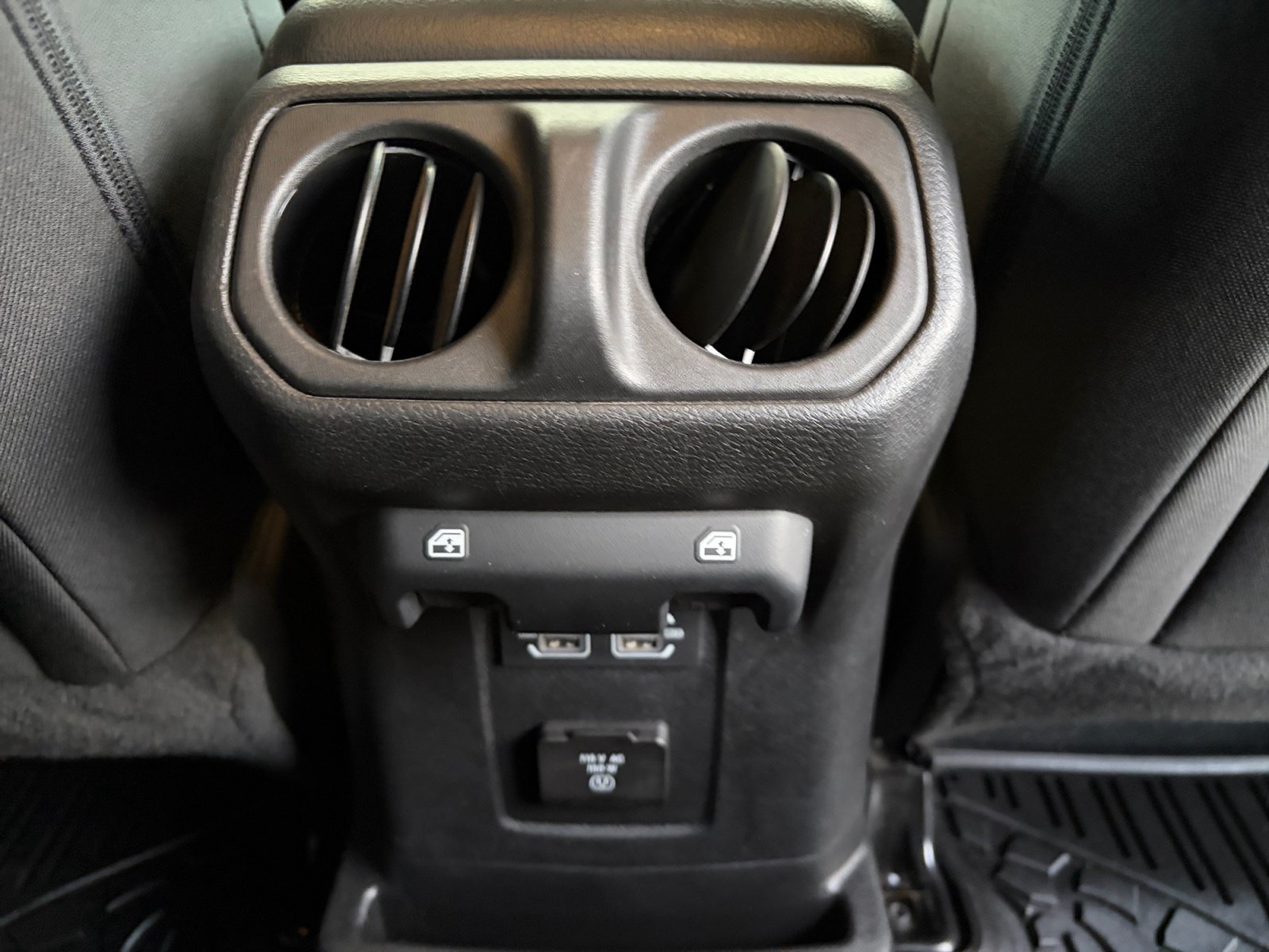 Used 2023 Jeep Wrangler Unlimited Rubicon 4xe AWD/4WD image 19