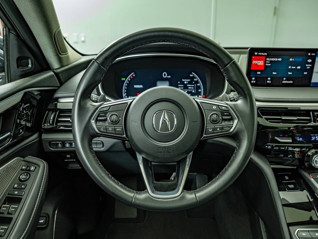 Used 2023 Acura MDX SH-AWD w/ Technology Package image 24