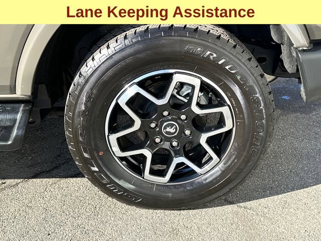 Used 2025 Ford Bronco Outer Banks image 9