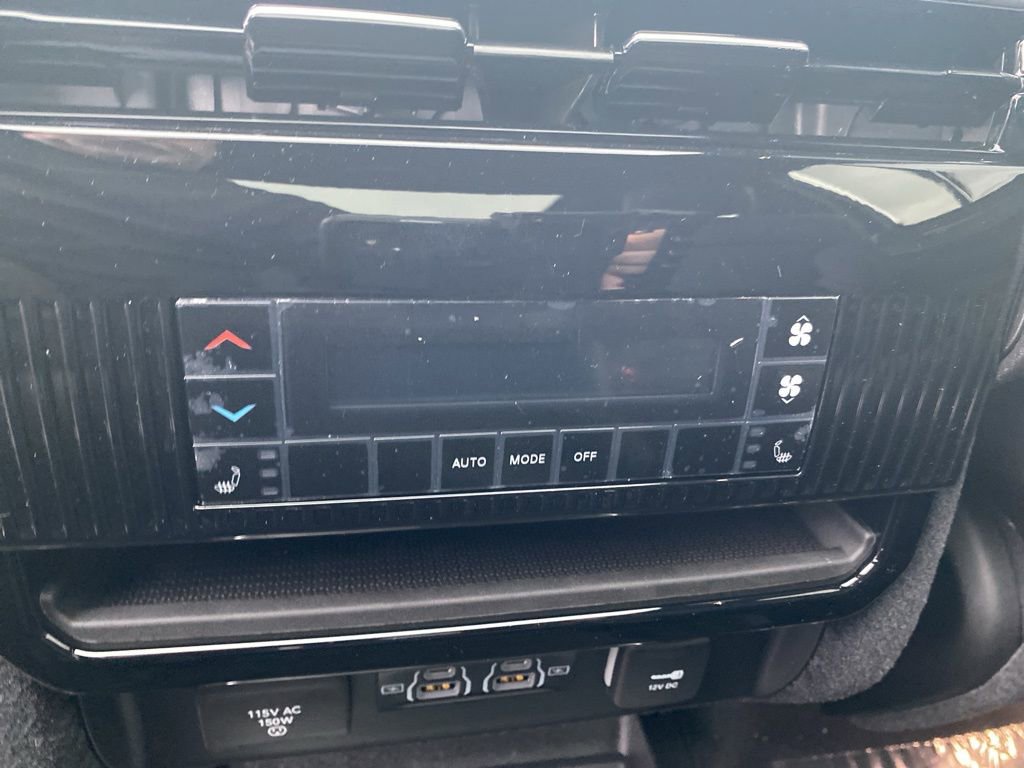 New 2026 Jeep Grand Wagoneer Limited AWD/4WD image 27