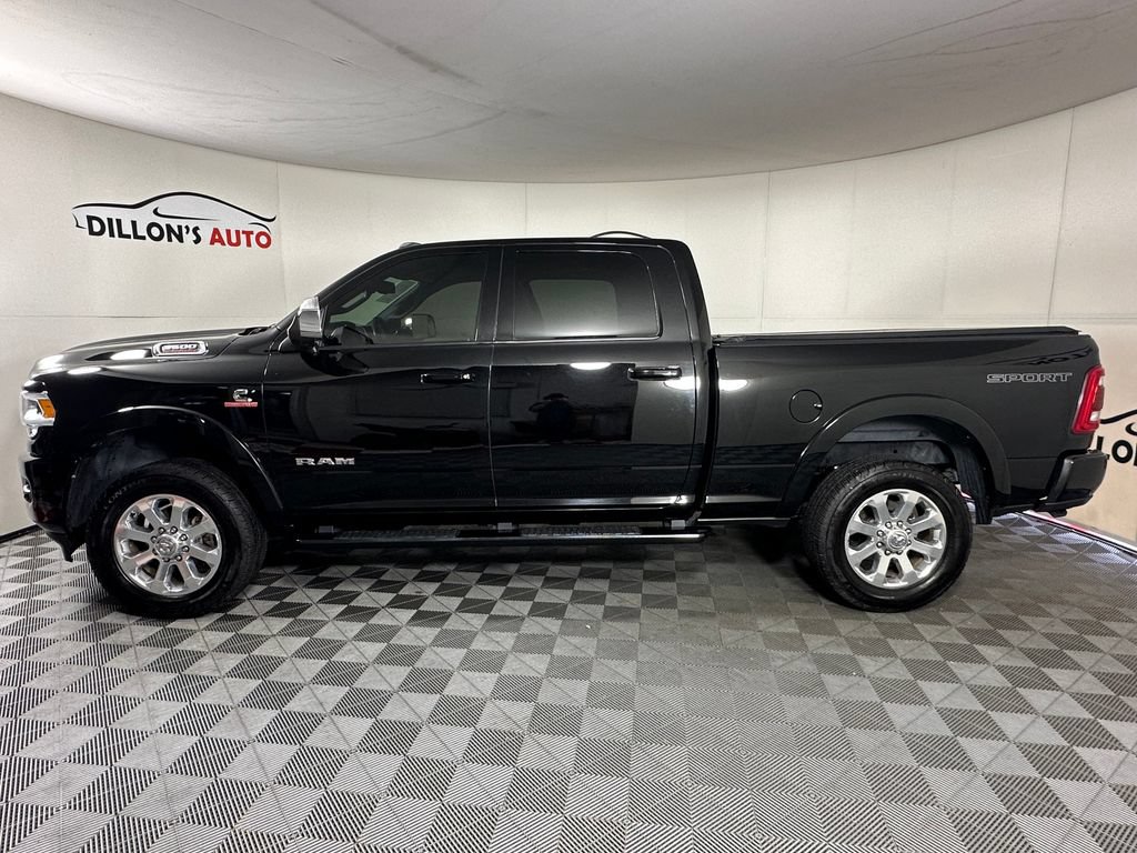 Used 2022 RAM 3500 Laramie AWD/4WD image 3