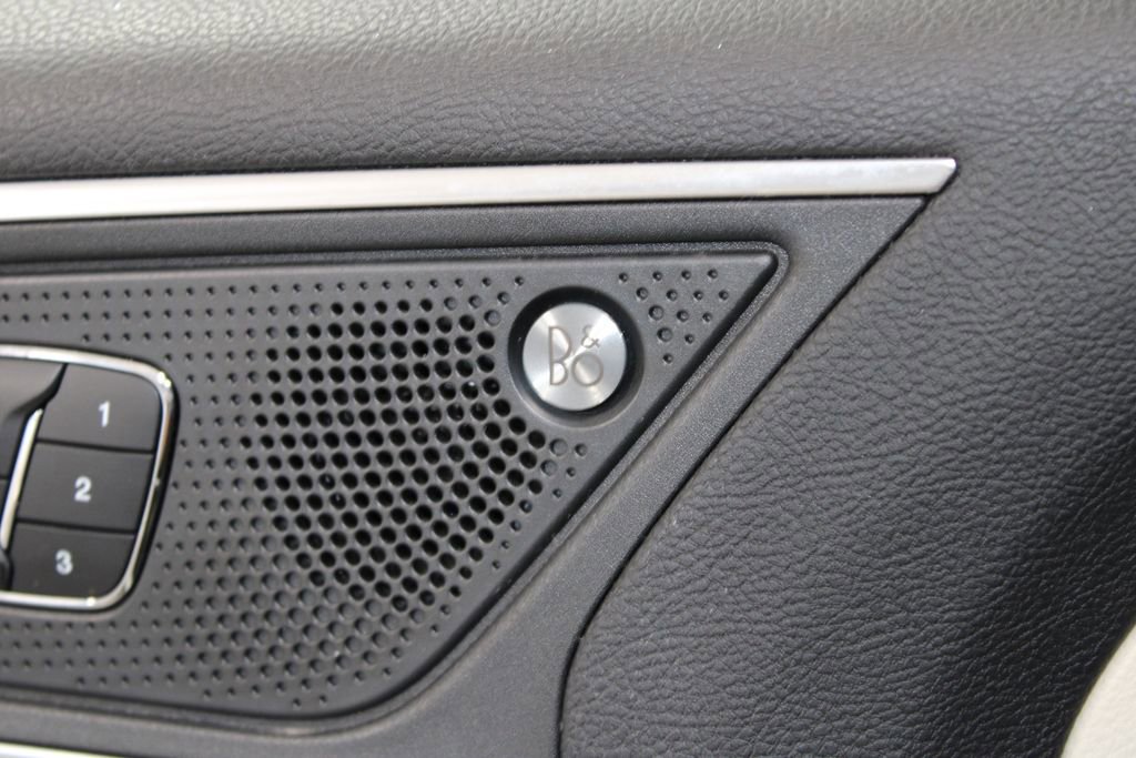 Used 2020 Ford Edge Titanium image 27