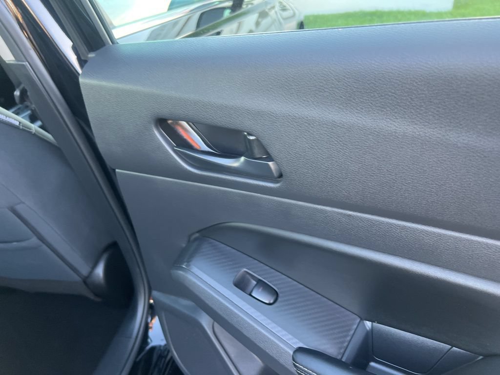 Used 2025 Nissan Altima 2.5 SV FWD image 33