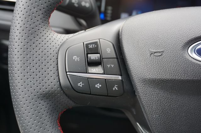 Certified 2023 Ford Escape ST-Line w/ Tech Pack #1 FWD image 30