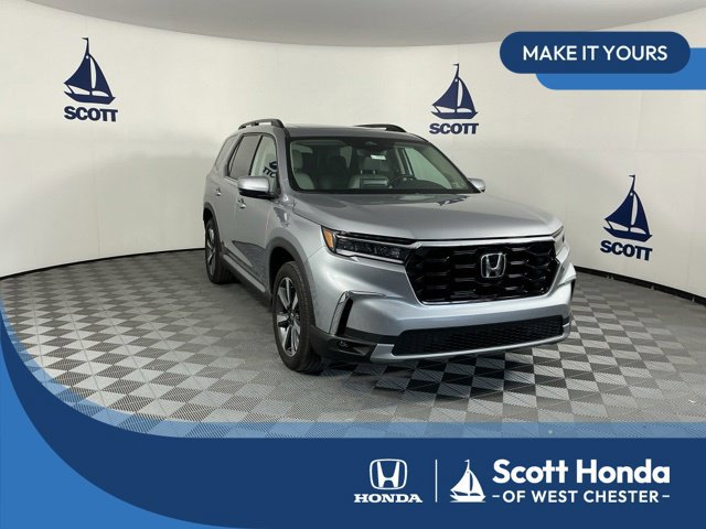 Certified 2025 Honda Pilot Touring