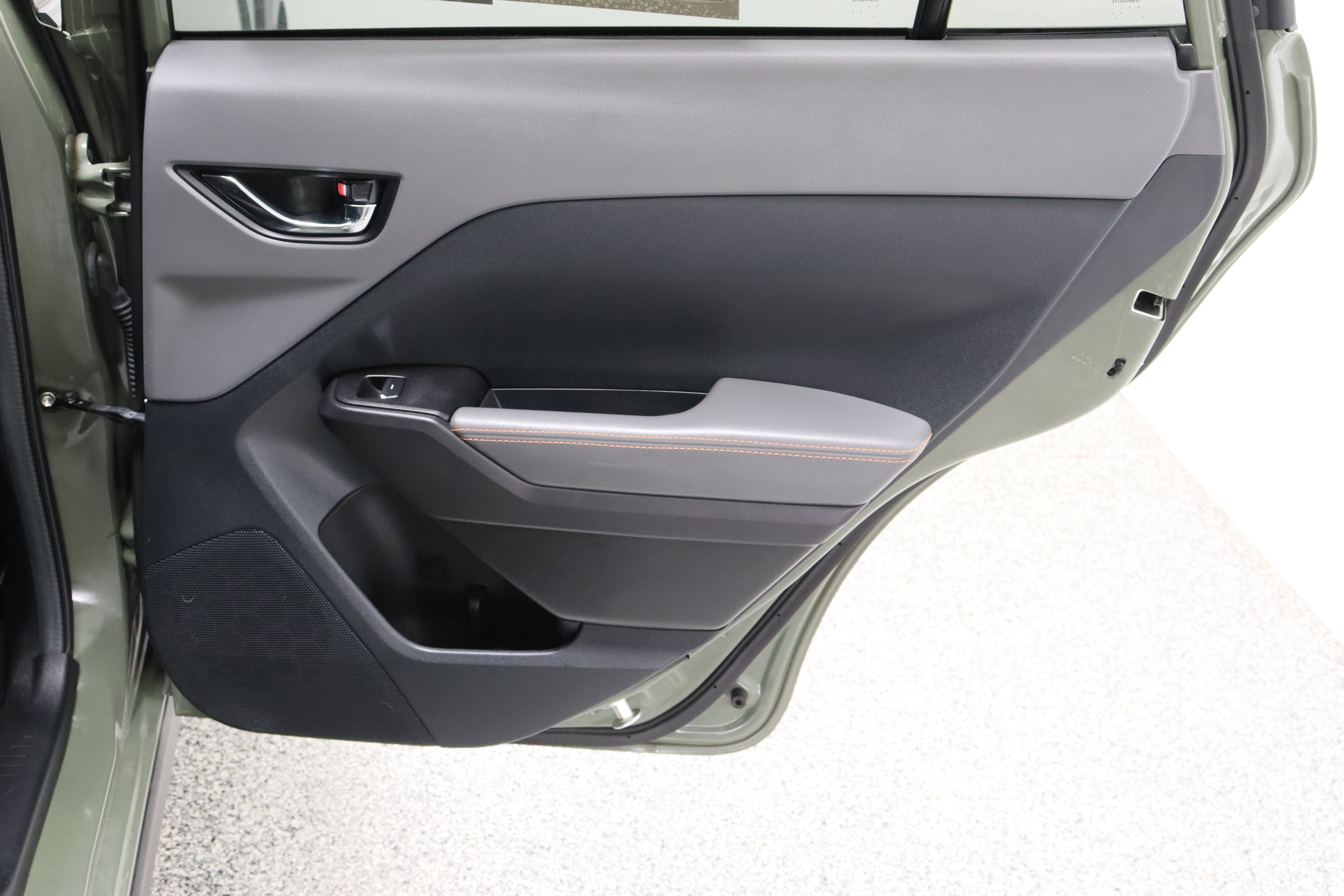 Used 2024 Subaru Crosstrek 2.5i Limited w/ Popular Package #3A AWD/4WD image 35