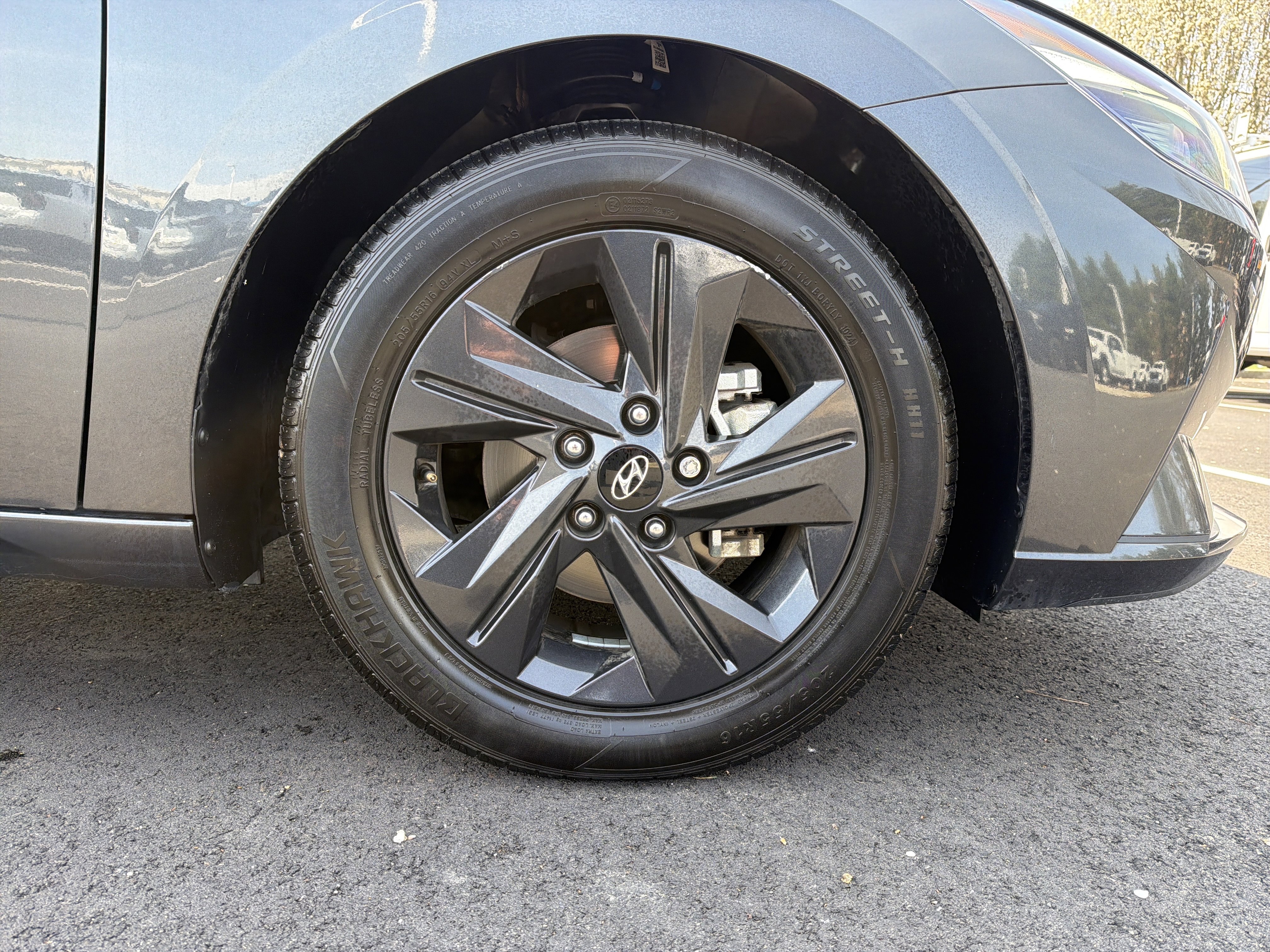 Used 2023 Hyundai Elantra SEL image 13