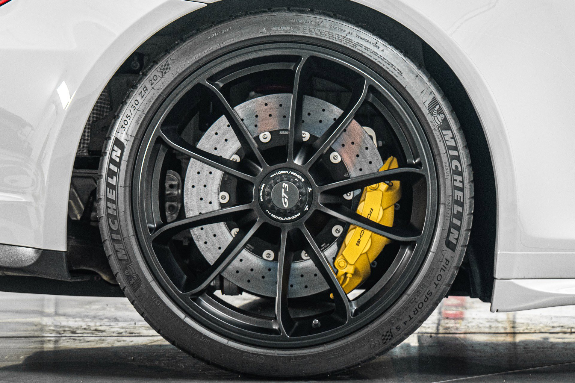 Used 2019 Porsche 911 GT3 RWD image 43