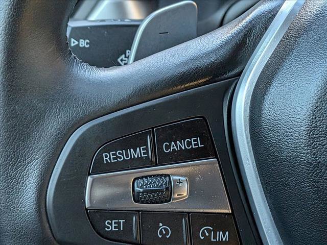 Used 2022 BMW 330i xDrive Sedan w/ Driving Assistance Package image 17