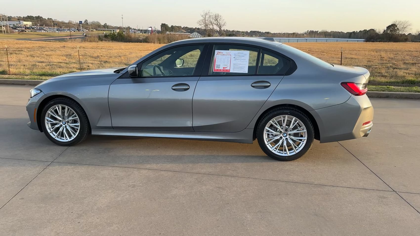 Used 2023 BMW 330i Sedan RWD image 6