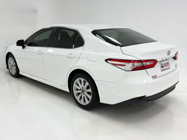 Used 2020 Toyota Camry LE image 37