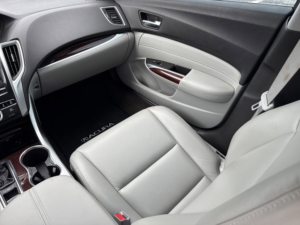 Used 2015 Acura TLX FWD image 27