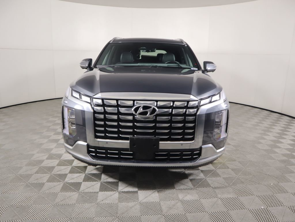 Used 2025 Hyundai Palisade Calligraphy image 2