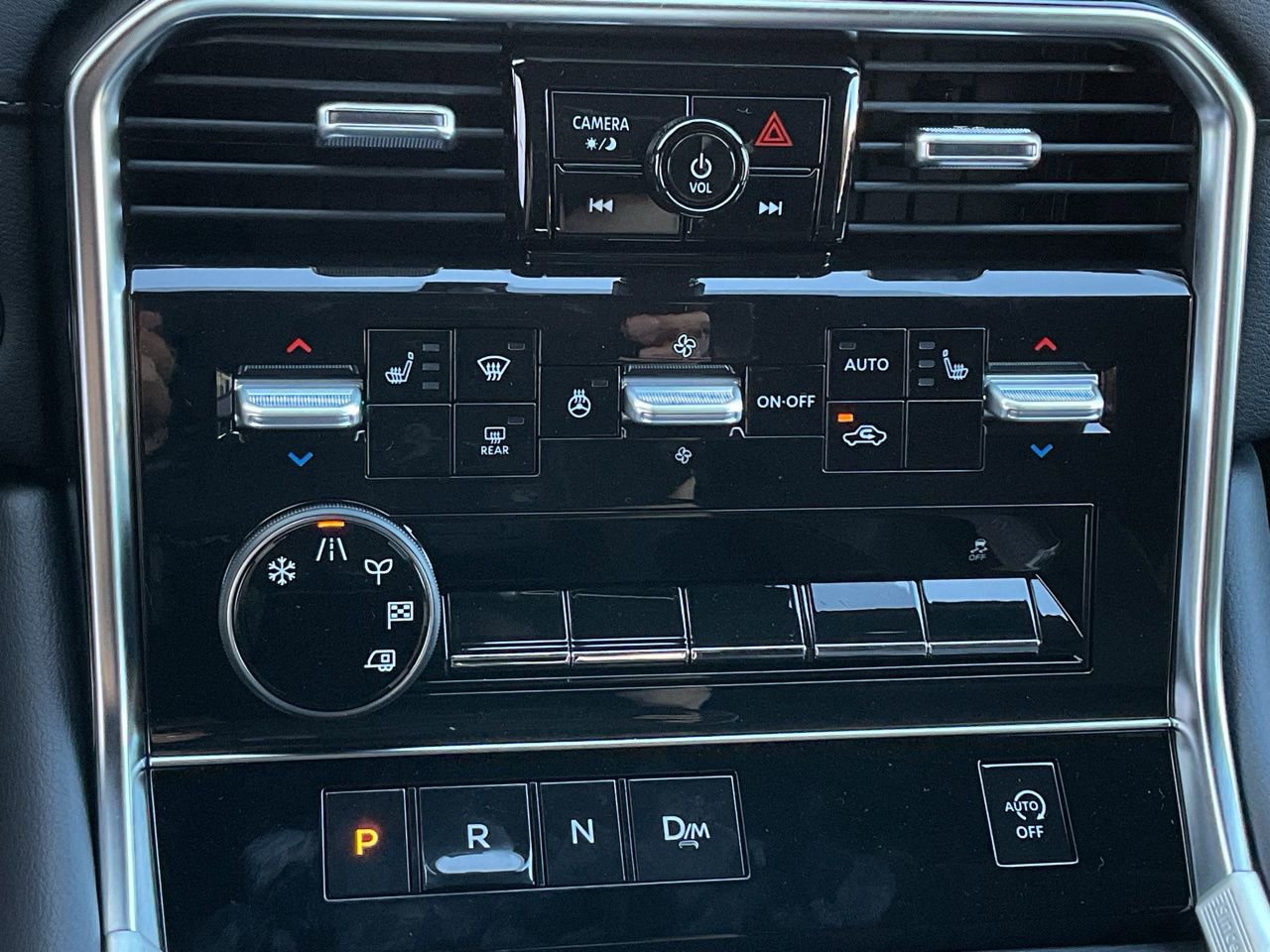 New 2026 Nissan Armada SL image 40