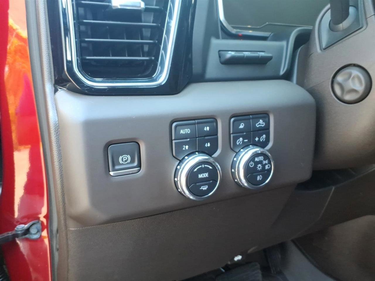 Used 2023 GMC Sierra 1500 Denali w/ Technology Package image 7