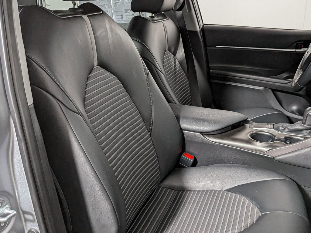 Used 2023 Toyota Camry SE image 24