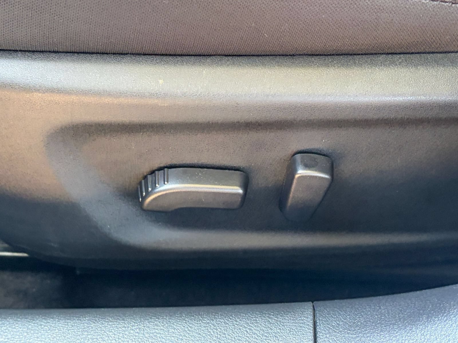 Used 2025 Nissan Altima 2.5 SV FWD image 19