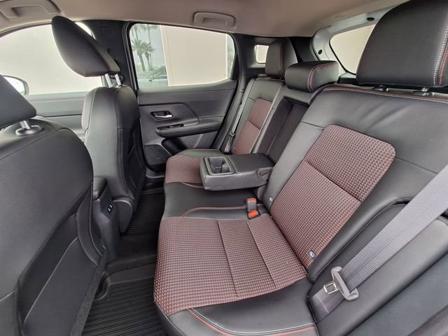 New 2026 Nissan Kicks SR FWD image 25