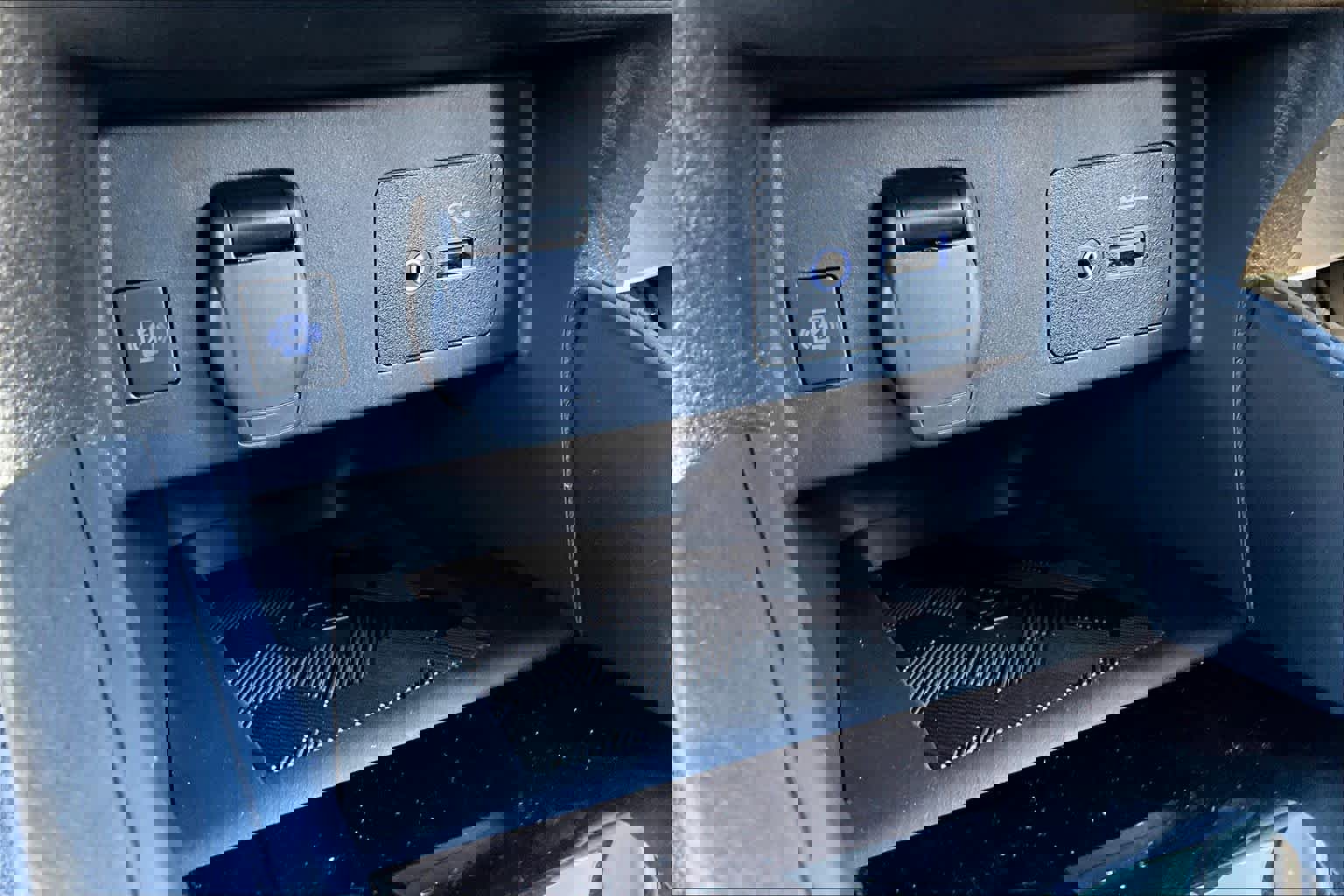 New 2025 Nissan Versa SV w/ Trunk Package image 19