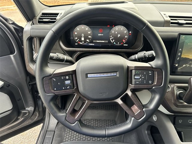 Used 2024 Land Rover Defender 130 S image 14