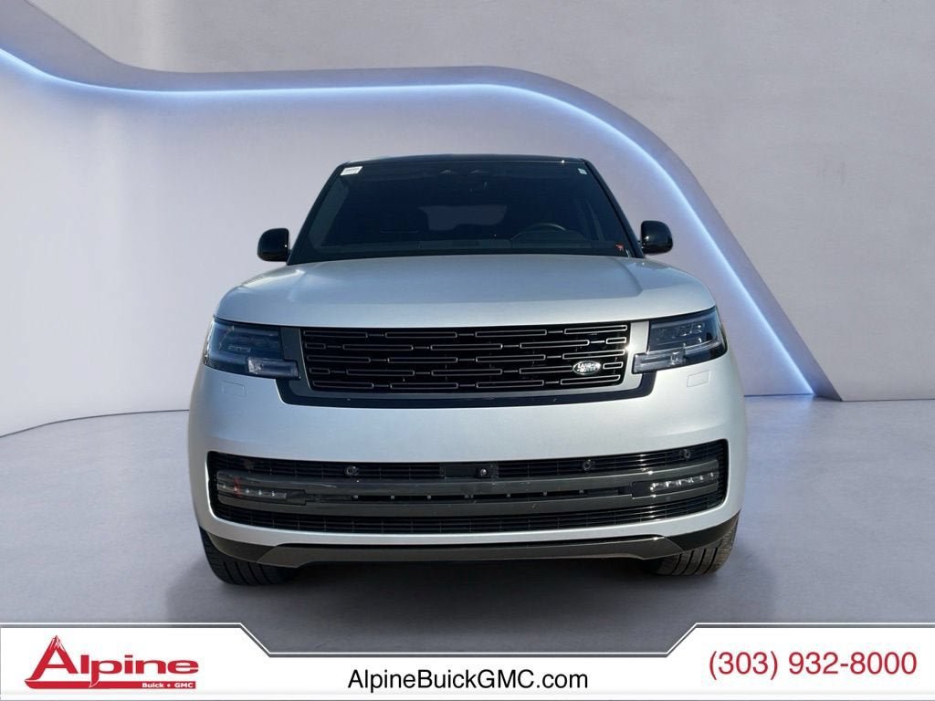 Used 2025 Land Rover Range Rover SE AWD/4WD image 8