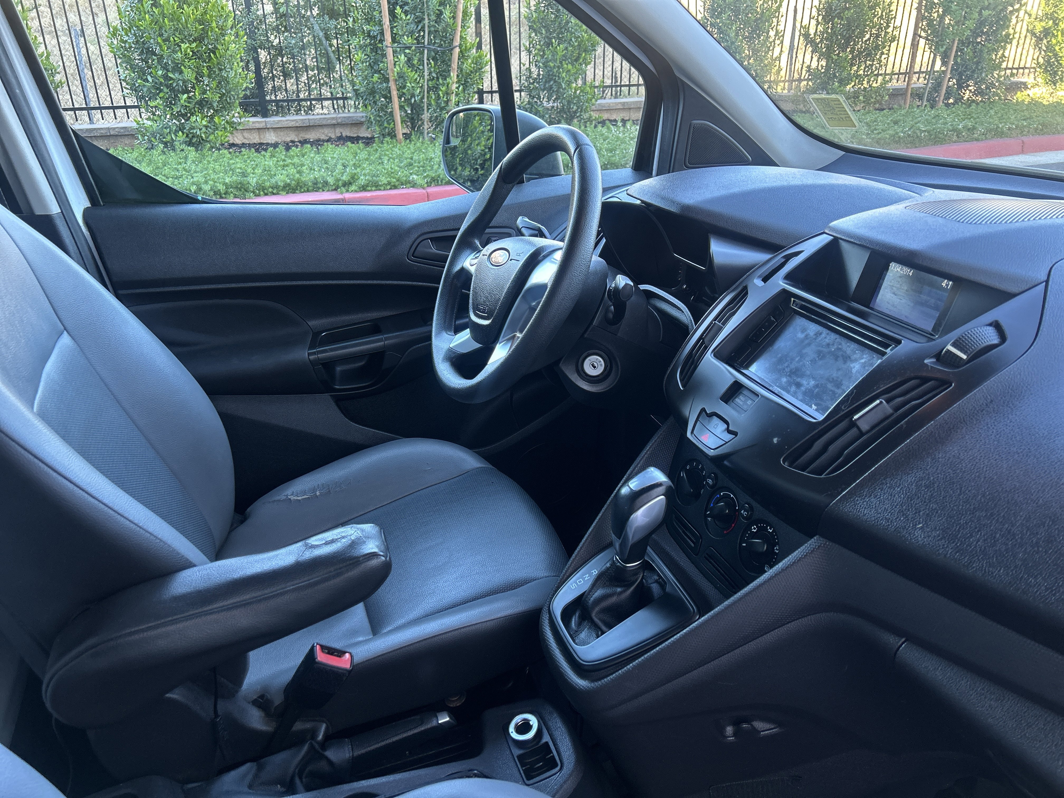 Used 2015 Ford Transit Connect XL FWD image 14