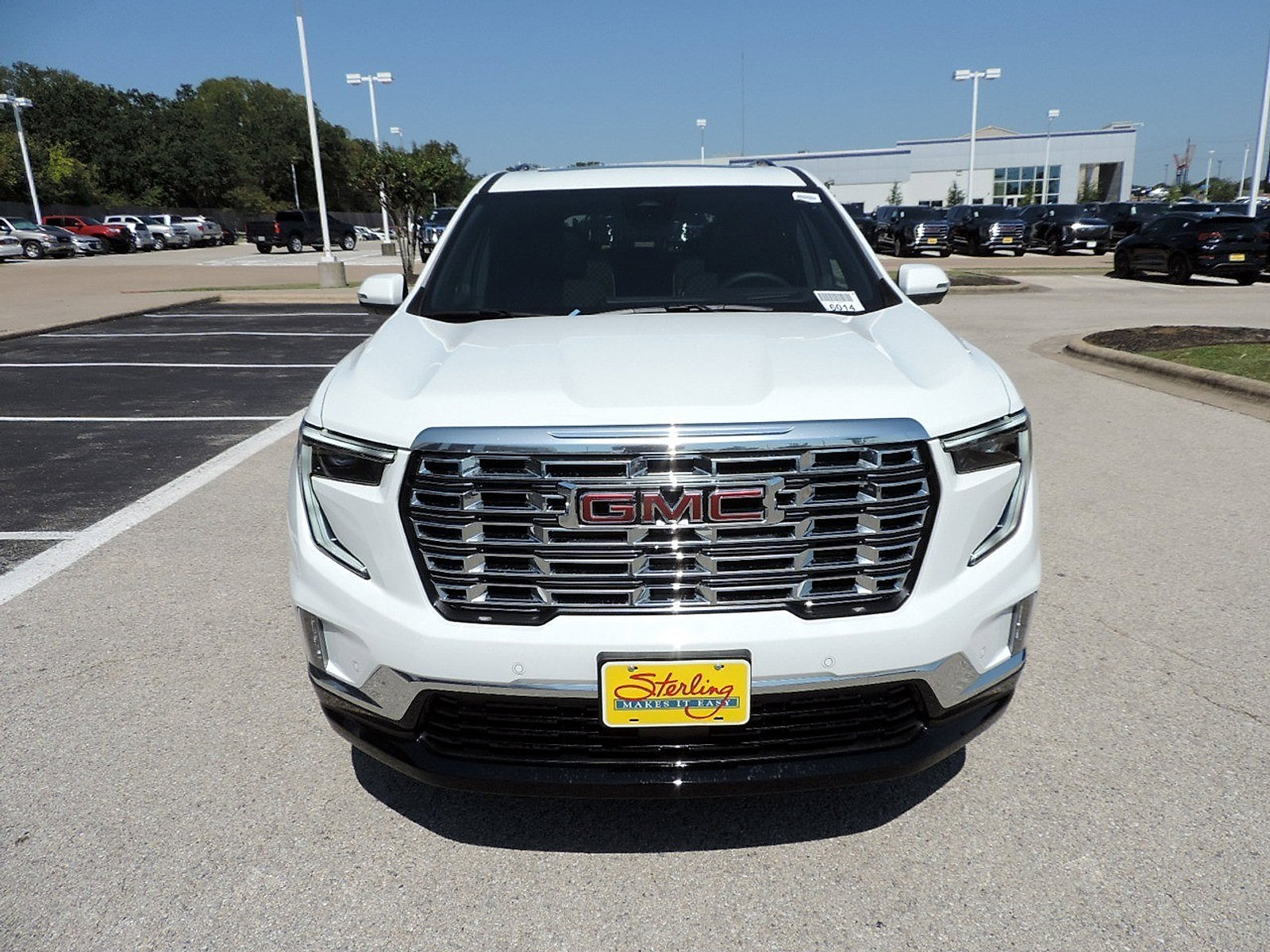 New 2026 GMC Acadia Denali w/ Super Cruise Package FWD image 2