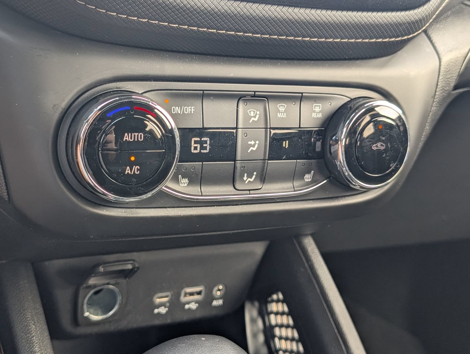 Used 2023 Chevrolet TrailBlazer ACTIV w/ Convenience Package FWD image 12