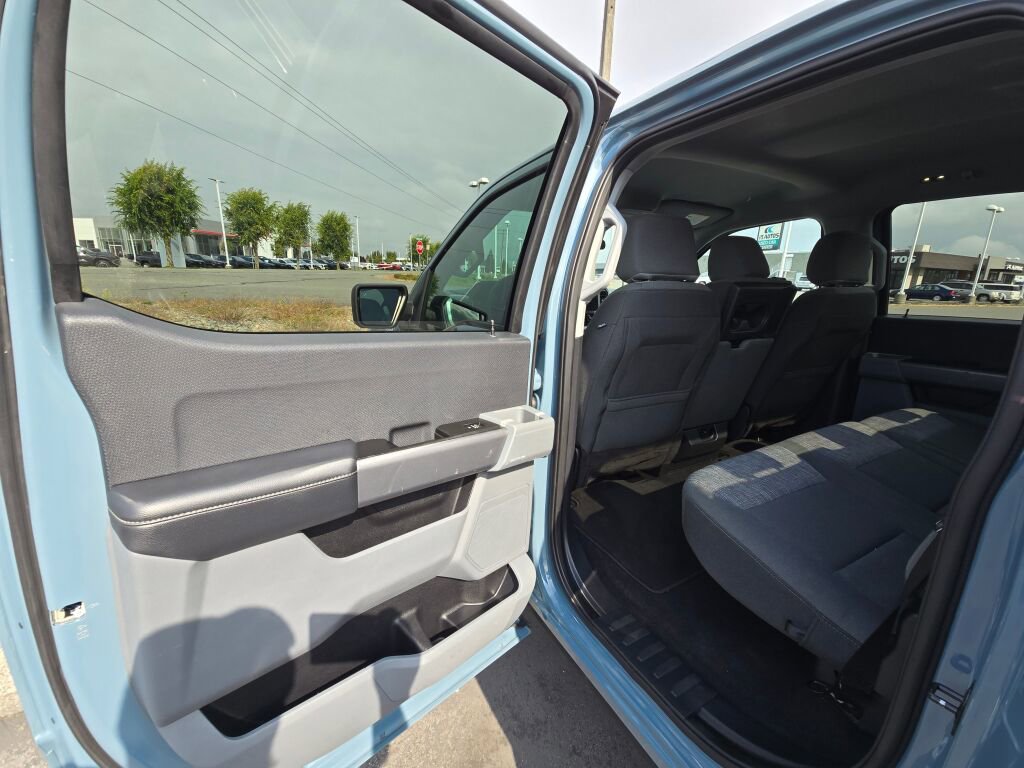 Used 2023 Ford F150 XLT image 12