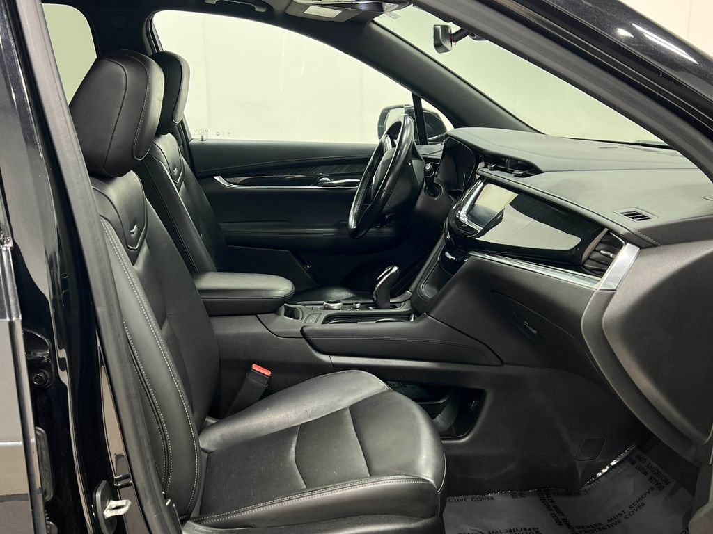 Used 2020 Cadillac XT6 Premium Luxury AWD/4WD image 35