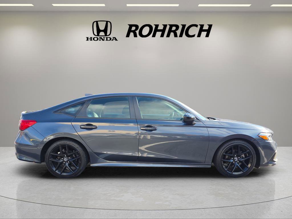 Used 2023 Honda Civic Sport image 6
