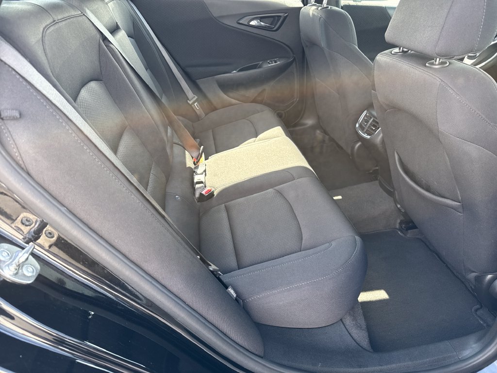 Used 2024 Chevrolet Malibu LT FWD image 18