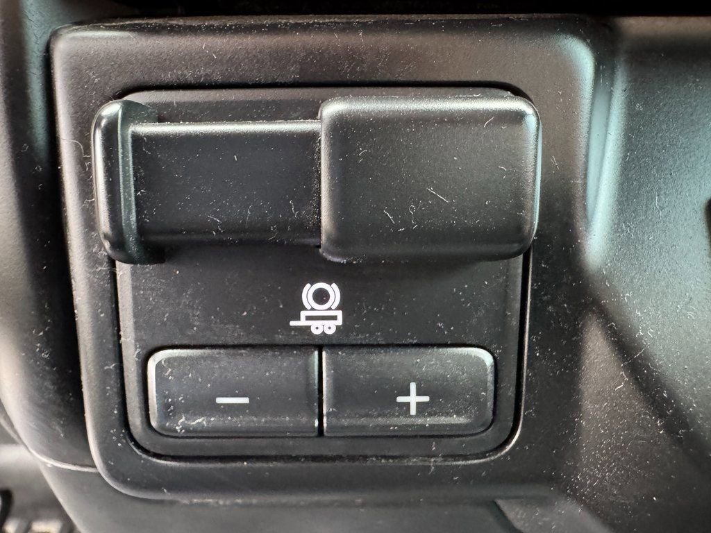 Used 2022 Chevrolet Silverado 3500 LT w/ Convenience Package AWD/4WD image 43
