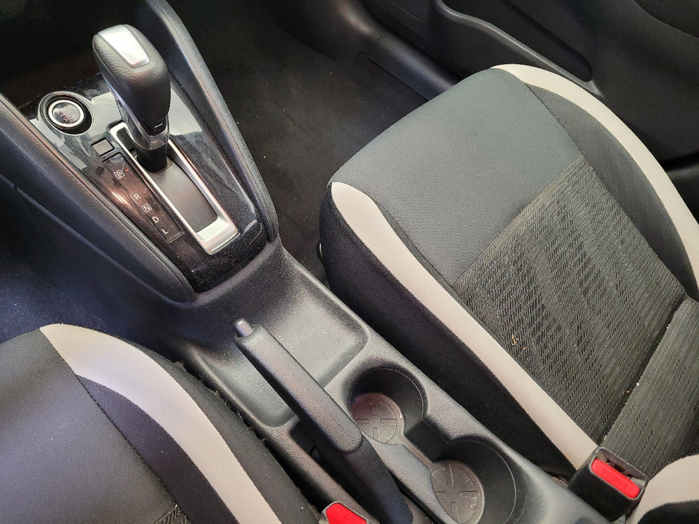 Used 2021 Nissan Versa SV FWD image 26
