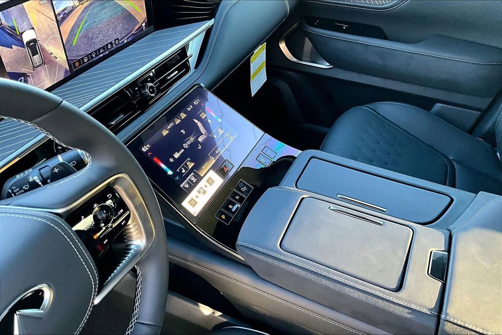 New 2026 INFINITI QX80 Autograph w/ Premium Cargo Package image 11