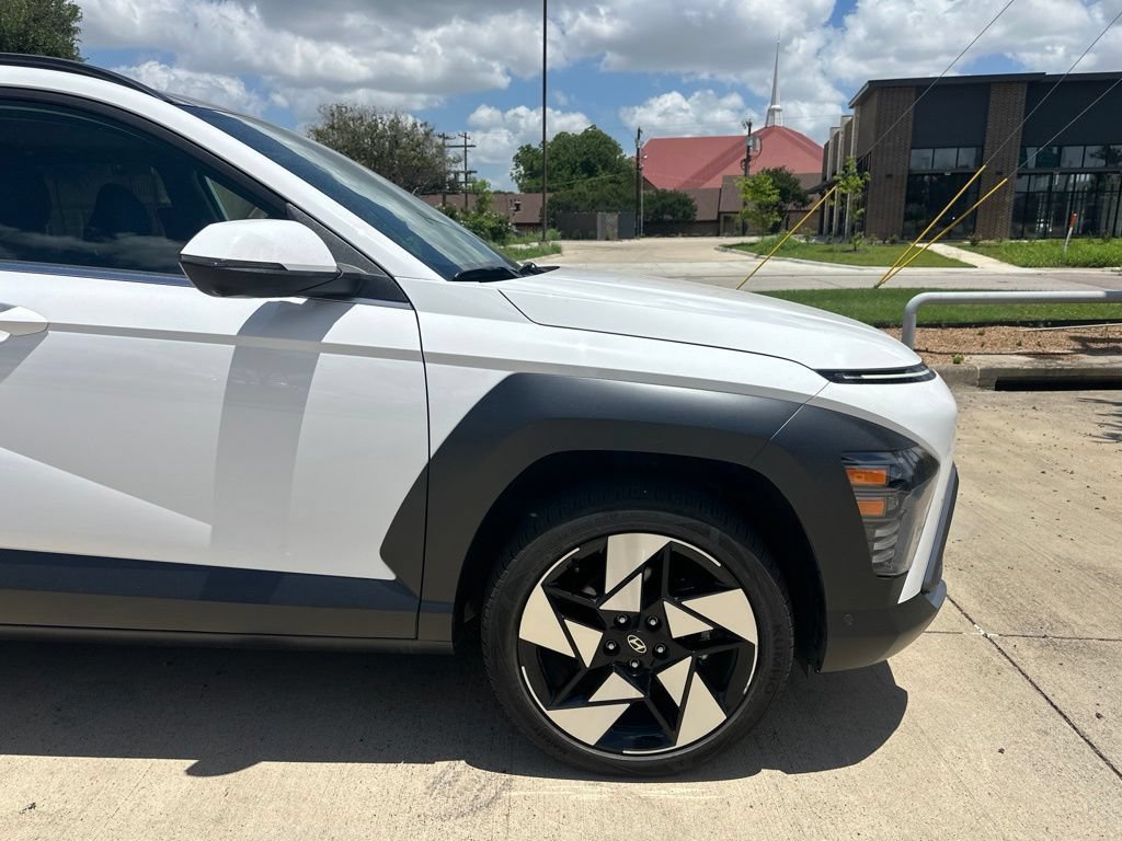 Used 2024 Hyundai Kona Limited AWD/4WD image 22