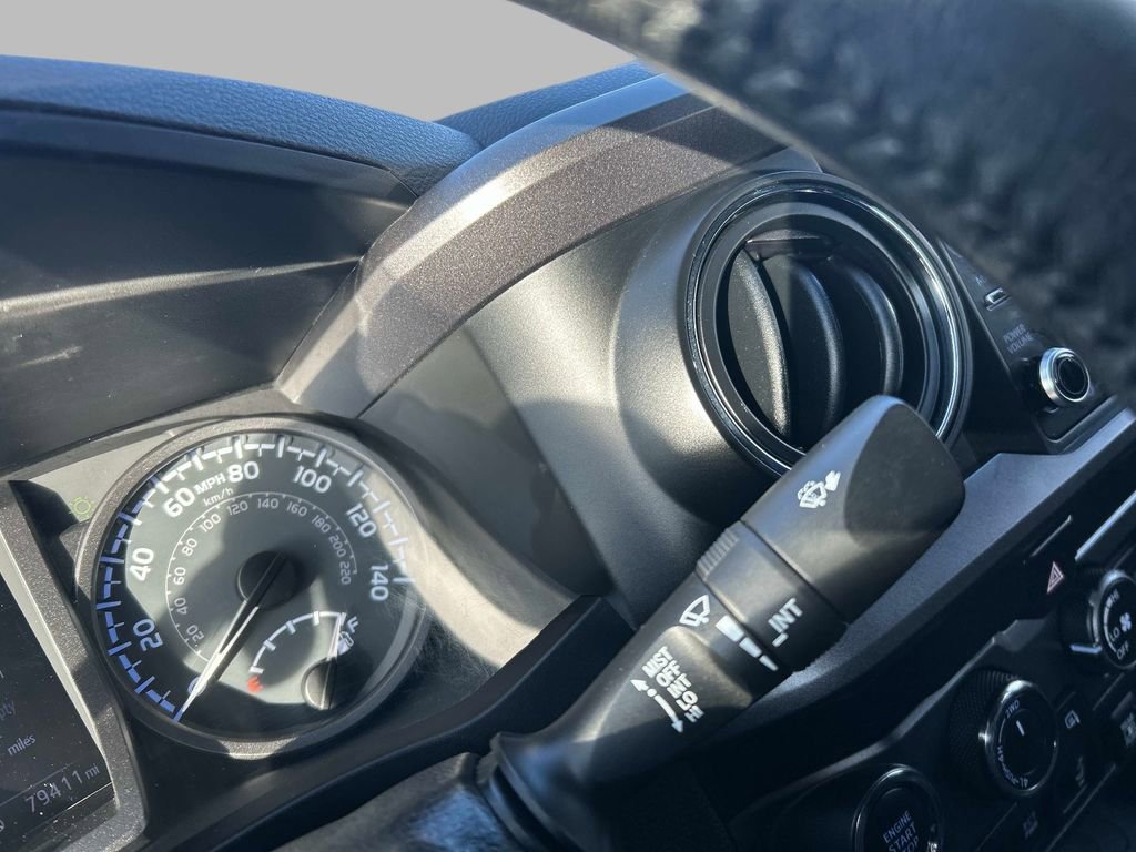 Used 2020 Toyota Tacoma TRD Off-Road image 26