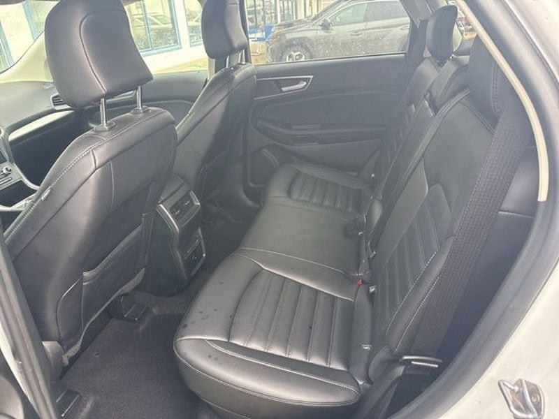 Used 2024 Ford Edge SEL AWD/4WD image 8