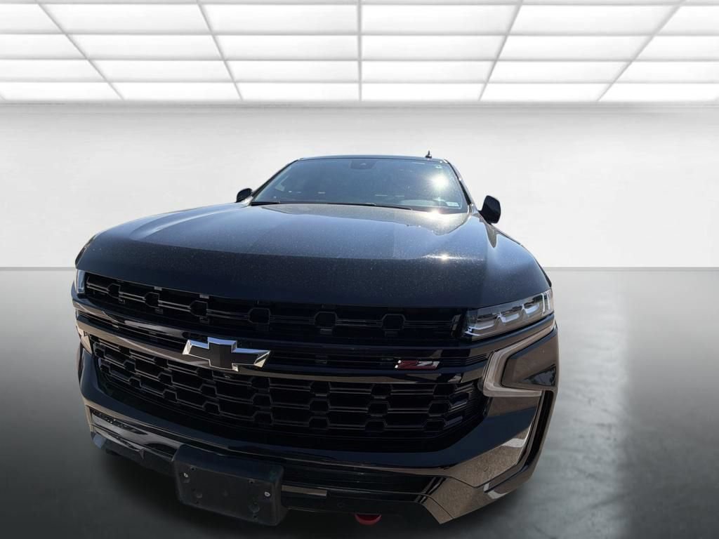 Used 2023 Chevrolet Tahoe Z71 w/ Luxury Package AWD/4WD image 6