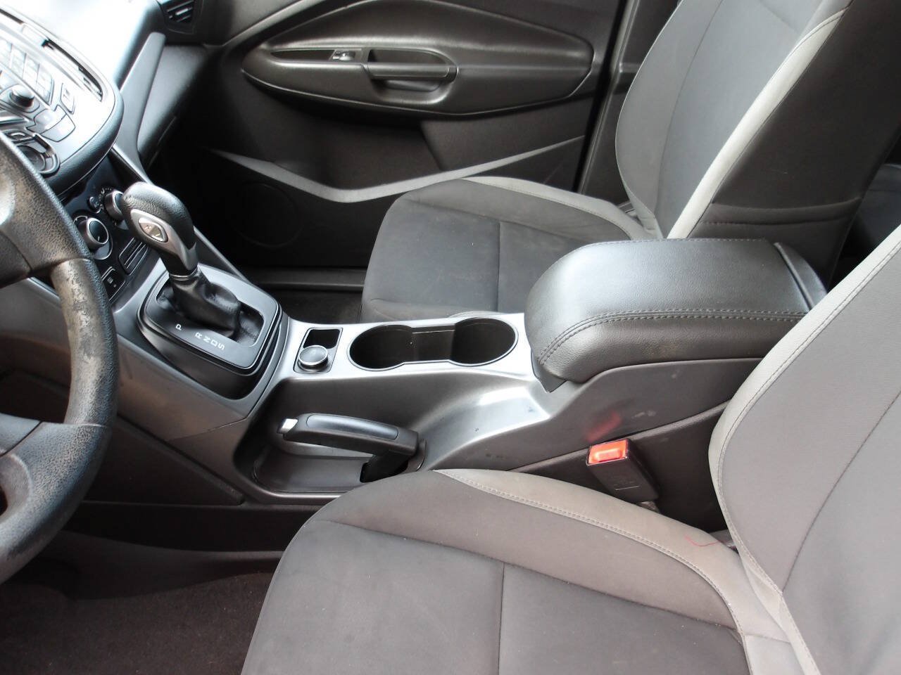 Used 2014 Ford Escape S FWD image 19