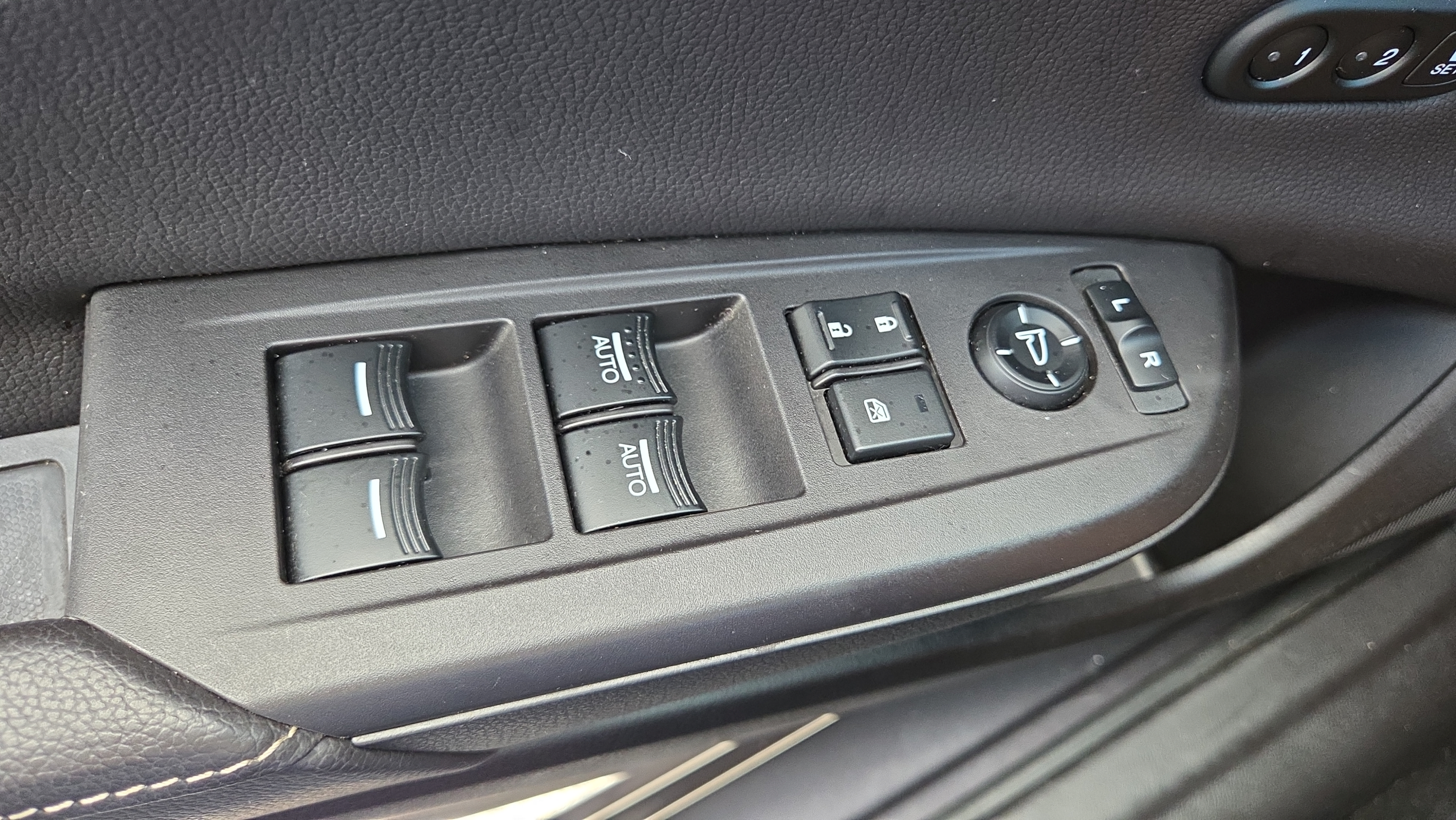 Used 2020 Acura ILX FWD image 34
