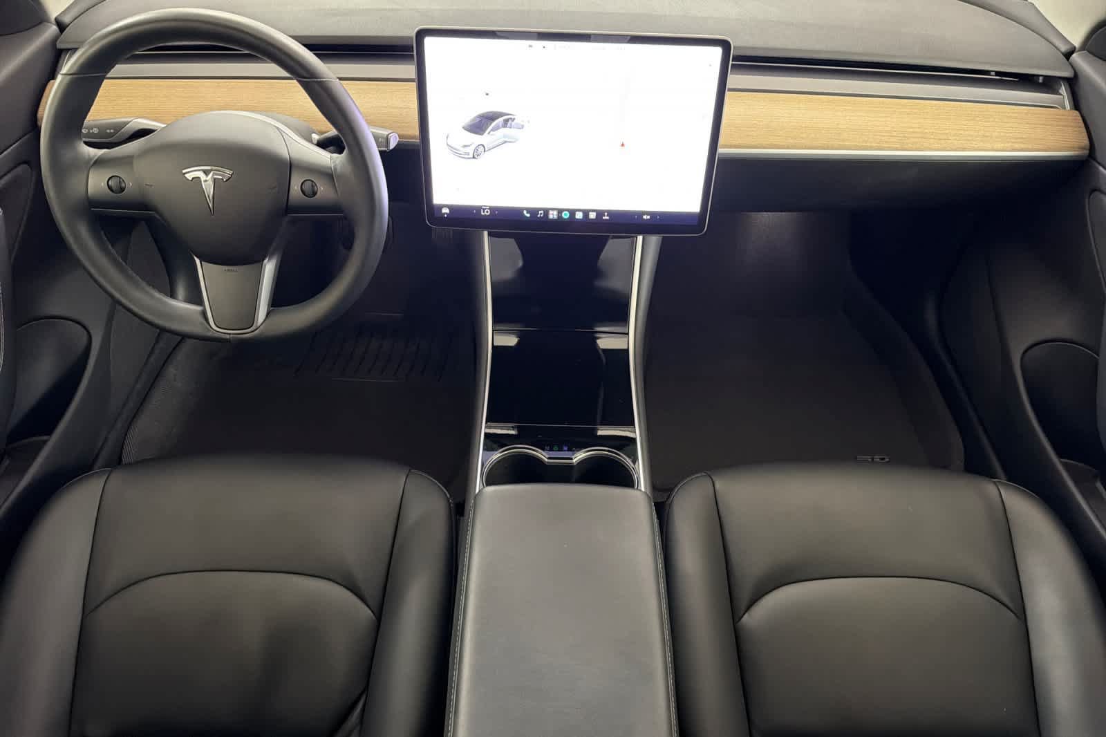 Used 2018 Tesla Model 3 Long Range RWD image 3