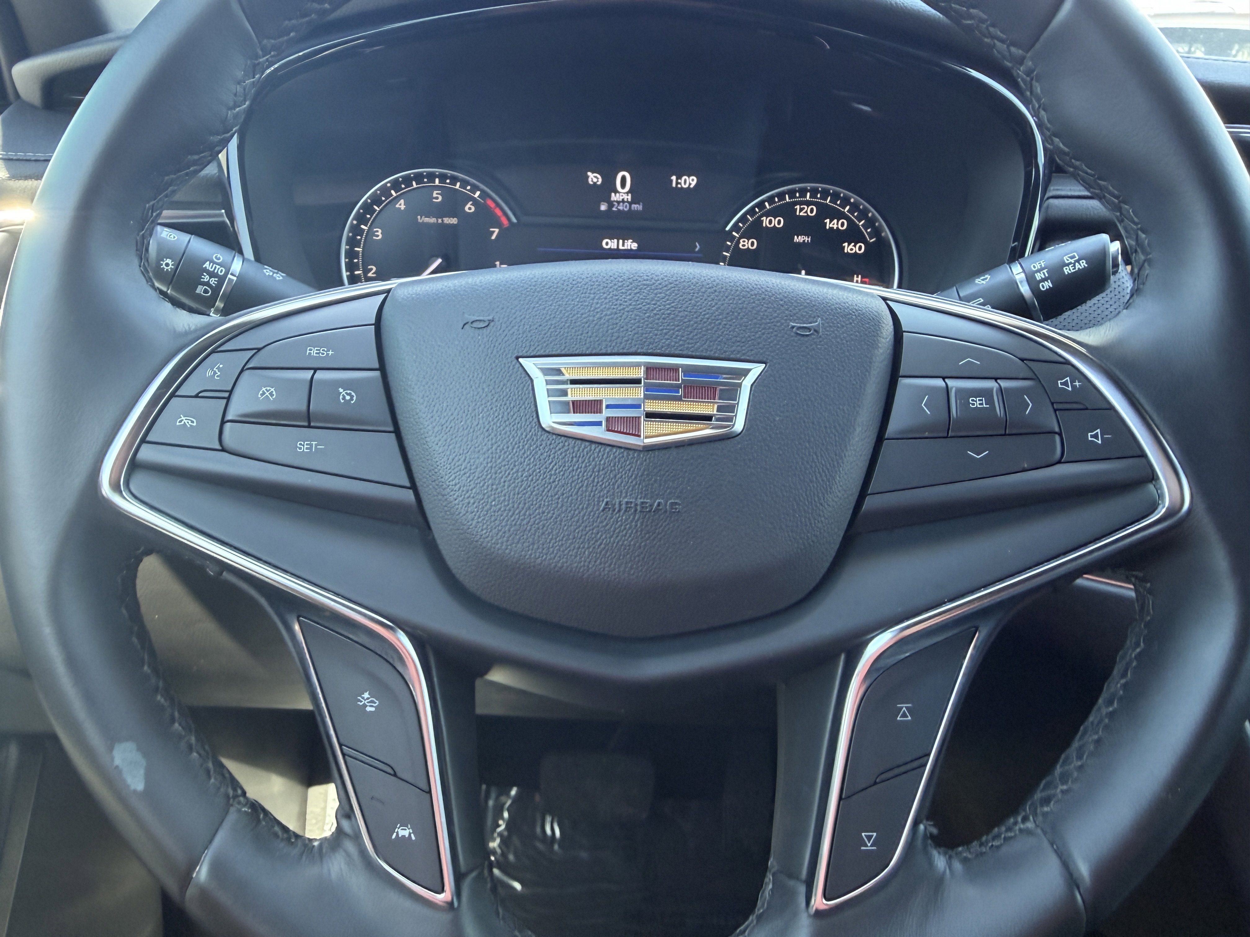 Certified 2023 Cadillac XT5 Luxury image 30